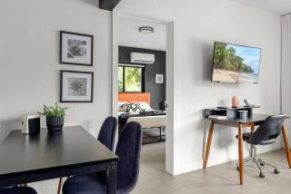 Unit 1 Cozy 1BR Apt with Parking - 1