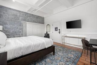 Sonoma Stonehouse, King Room at Boutique Hotel - 0