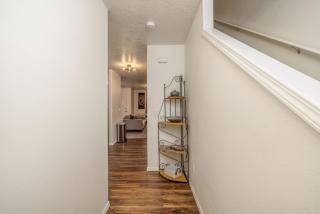 The Corbin Park Cozy Corner- Post Falls Modern Townhome - 9