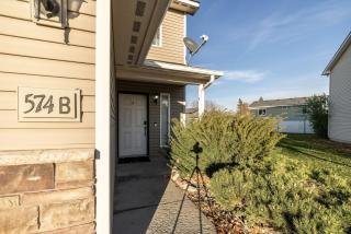 The Corbin Park Cozy Corner- Post Falls Modern Townhome - 8