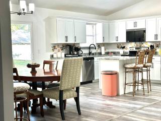 Sunshine and Saddles minutes to WEC - 7