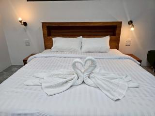 Warin garden resort and café - 8