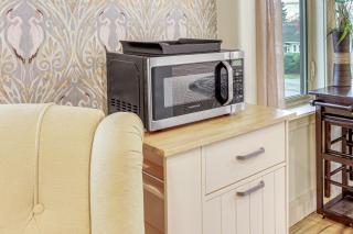 Extended PNW Retreat in Historic Dtwn Anacortes! - 2