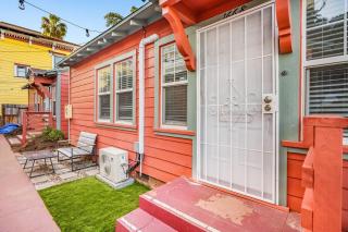 1BD Remodeled Craftsman Cottage Free parking Heart of lIttle Italy - 4