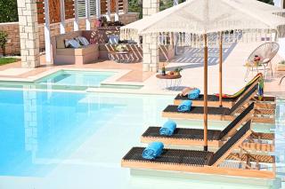 Blue Lake Villa Beheizter Pool - 4