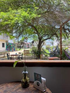 El Turista - MOON ST - 2