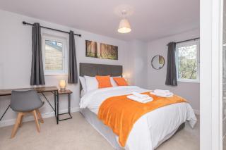 New Comfy 4BR House, Driveway Park, Games - 9