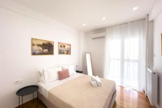 Eclectic Moonstone apartment in Athens - Athens - 3