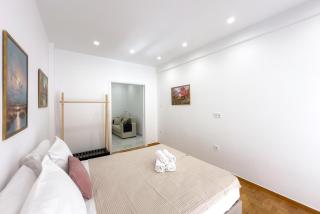 Eclectic Moonstone apartment in Athens - Athens - 2