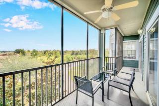 Upstay Pet Friendly Condo 6 Minutes from Disney - 6