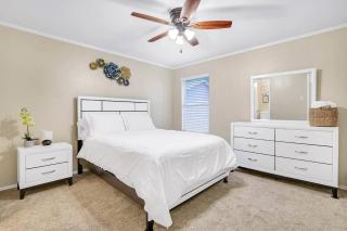 Spacious & Fun Family Getaway ~ 5mins to SeaWorld! - 9