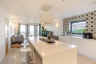 5 Bed in Ogmore-by-Sea oc-o33570 - 8