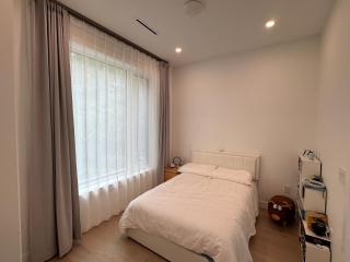 New Lux House on Vancouver West - 2