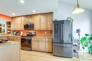 1 Mi to Centennial Park Gem with Golf Course Views - 2