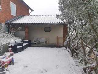 Cozy apt in 50s villa 10 min tram ride to city - 8