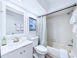 La Cita Country Club 2BR Condo - 6