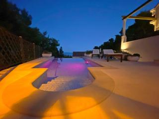 Schönes Ferienhaus Mit Privatem Pool - 3