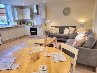 2 Chapel Mews Sidmouth - 4