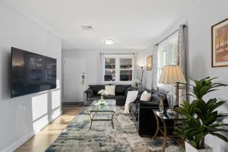 3BR Home Near Medical Center Minutes to NYC - 0