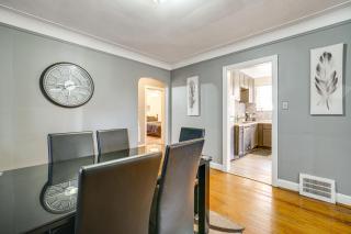 9 MI to Ford Field Spacious Home with Yard - 2