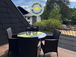 Bude im Harz - Perfekt für Zwei plus Hund, Wanderer, Biker, Ruhesuchende, sonnige Loggia - 9
