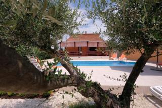 Ferienhaus "MARLENA" mit Pool - 9