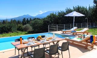 Orientem Villa Beheizter Pool - 8