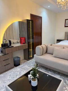 استديو بسرير ماستر وجلسه جانبيه - 0