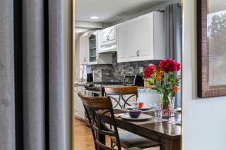 4BR Home Minutes to NYC Time Square - 5