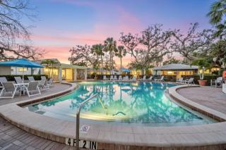 Moonmist Circle-Steps to Heated Pool - 9