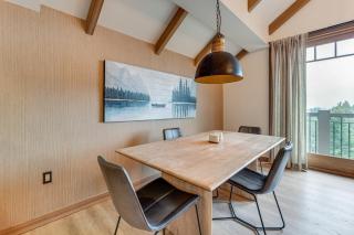 Luxe Cle Elum Condo with Mtn Views, Pool and Hot Tub - 9