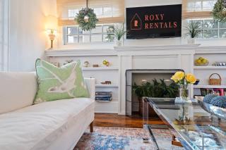 "Broadway Hideaway" by Roxy Rentals - 1