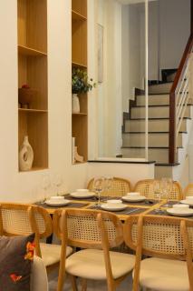 The Hammond Saigon 1 - 8