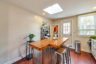 Historic 3-Story Fells Point Rowhouse with Backyard! - 1