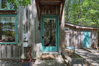 The Artful Bungalow - 8