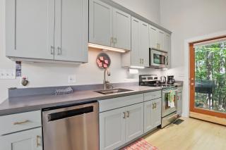 The Artful Bungalow - 4