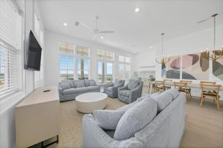 Beach Front 8 BR 6 BA Pool & Hot Tub Pickleball Fun - 1