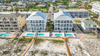 Gulf Front 8 BR 6 BA Pool & Hot Tub Pickleball Fun - 9