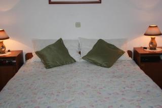 Angenehme Ferienwohnung mit Balkon, umgeben von einem Garten - 1