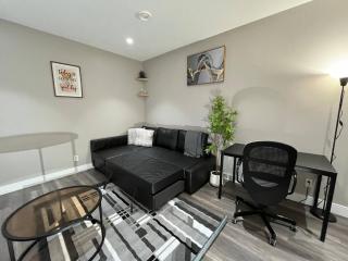 Cozy 2BR Retreat | Edmonton SW | Smart TV + Wi-Fi - 8