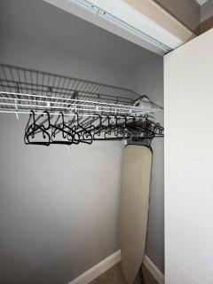 Cozy 2BR Retreat | Edmonton SW | Smart TV + Wi-Fi - 5