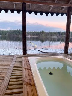Valkjärvi Sauna on the Lake - 0
