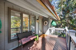 IC16: 16 Inlet Cove - 5