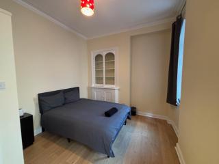 Peaceful Hideaway with Hot tub & Private Garden - 5