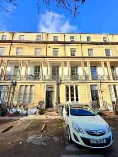 Charming Period Flat Opposite the University of Bristol - 8