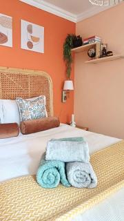 Pretty little room - 0