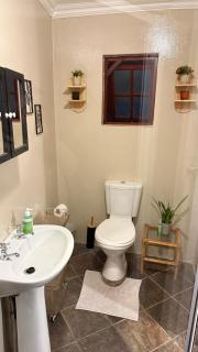 Pretty little room - 5