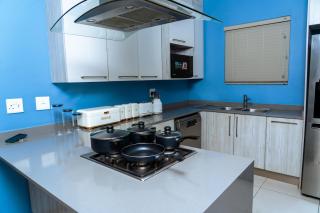 Fully Equipped Modern 2-Bedroom - 2