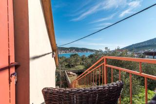 Modernes Ferienhaus mit Terrasse und Meerblick, nur wenige Schritte vom Strand in einem schönen Fischerdorf - 5