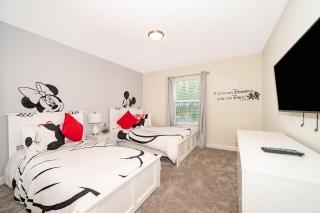 670RG TOWNHOUSE 4 BEDROOMS & 3 BATHROOMS + POOL - 7